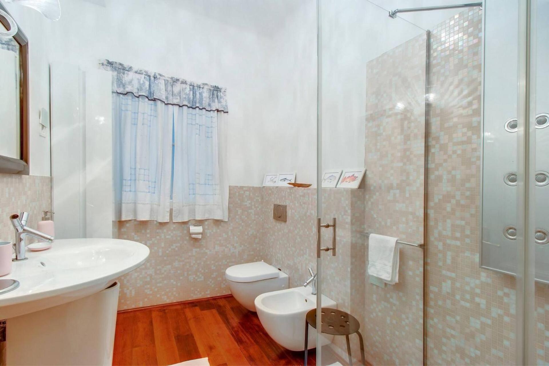 Vindobona Hotel Mali Lošinj Екстериор снимка