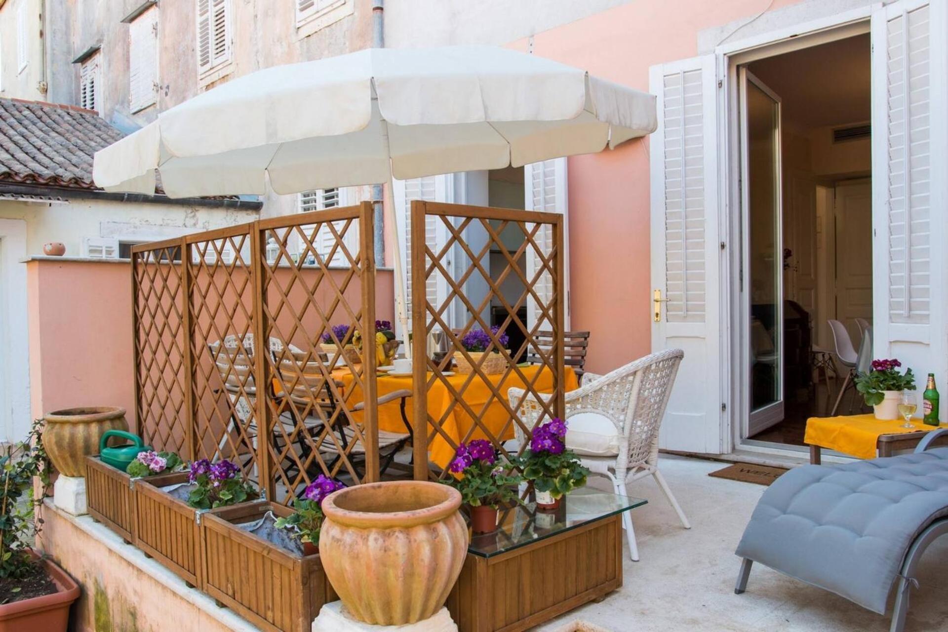 Vindobona Hotel Mali Lošinj Екстериор снимка
